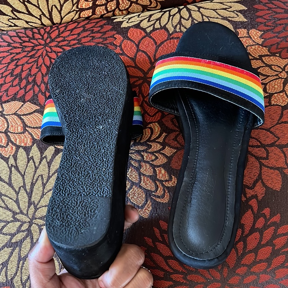 Colorful Platform Sandal - Picture 4 of 4